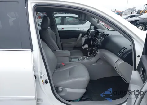 2013 Toyota Highlander Se V6 from USA, damaged, VIN 5TDZK3EH0DS098502